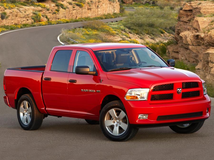 Dodge Ram 1500 Express Crew Cab 2011 года  (фото 4 из 5)
